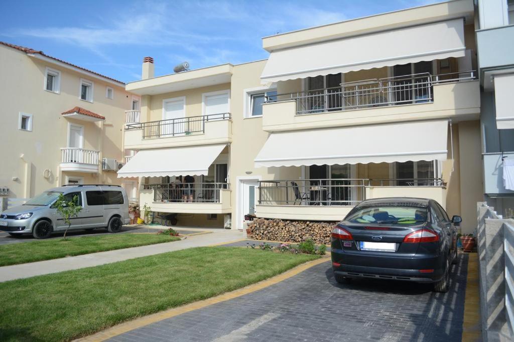 Myrsini'S Sea View Apartment Nea Peramos  Ngoại thất bức ảnh